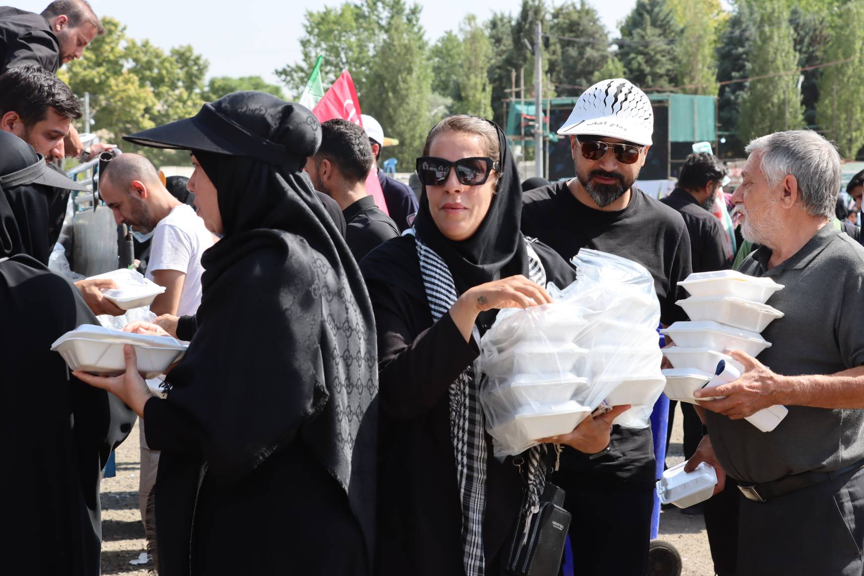 گزارش تصویری از موکب پذیرایی وداع و تشییع رهبر قائد هیئت ورزش‌های ناشنوایان استان تهران