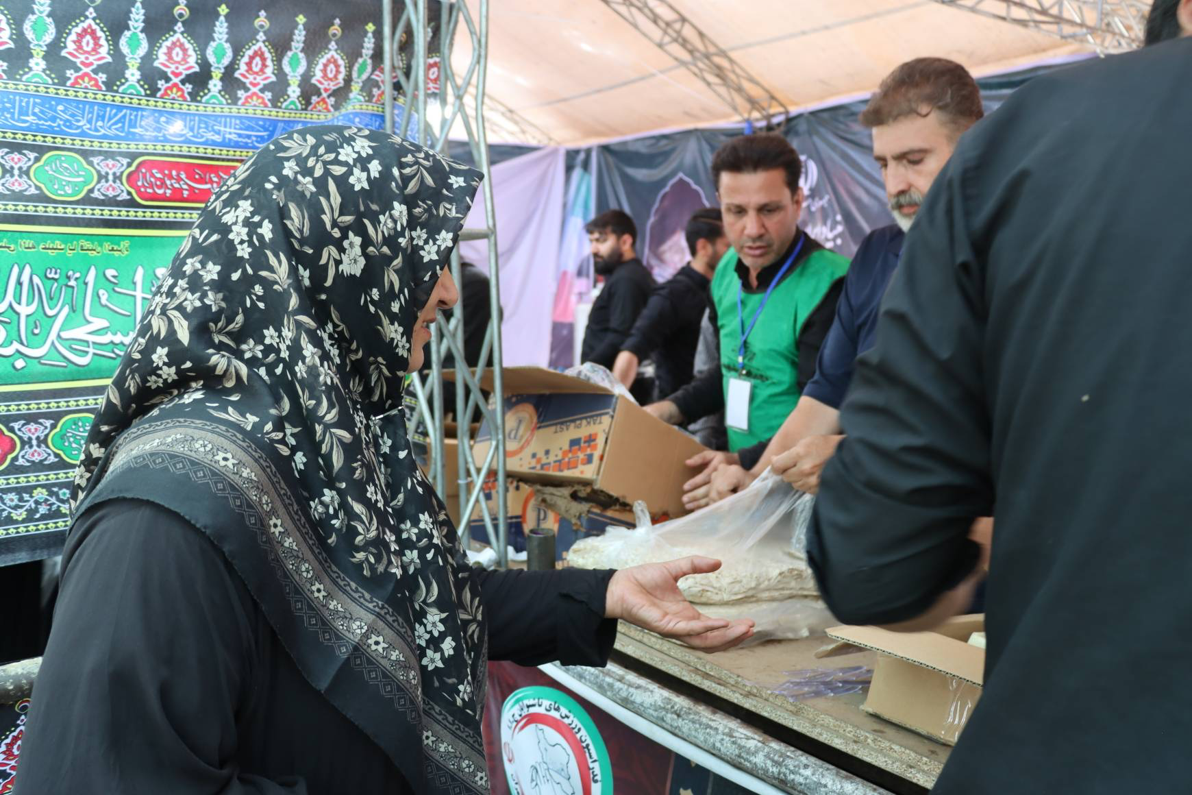 جلوه‌های همدلی و خدمت جامعه ورزش ناشنوایان در موکب شهید امت