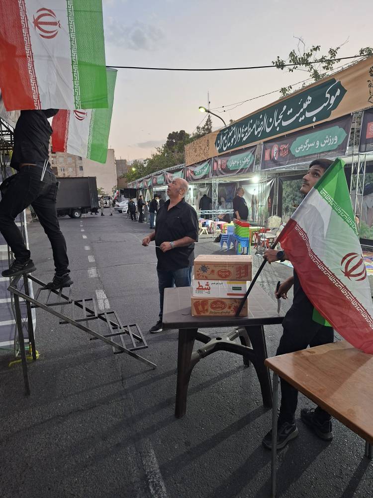تداوم خدمت‌رسانی هیأت ورزش‌های ناشنوایان استان تهران به عزاداران مراسم تشییع پیکر شهید امت